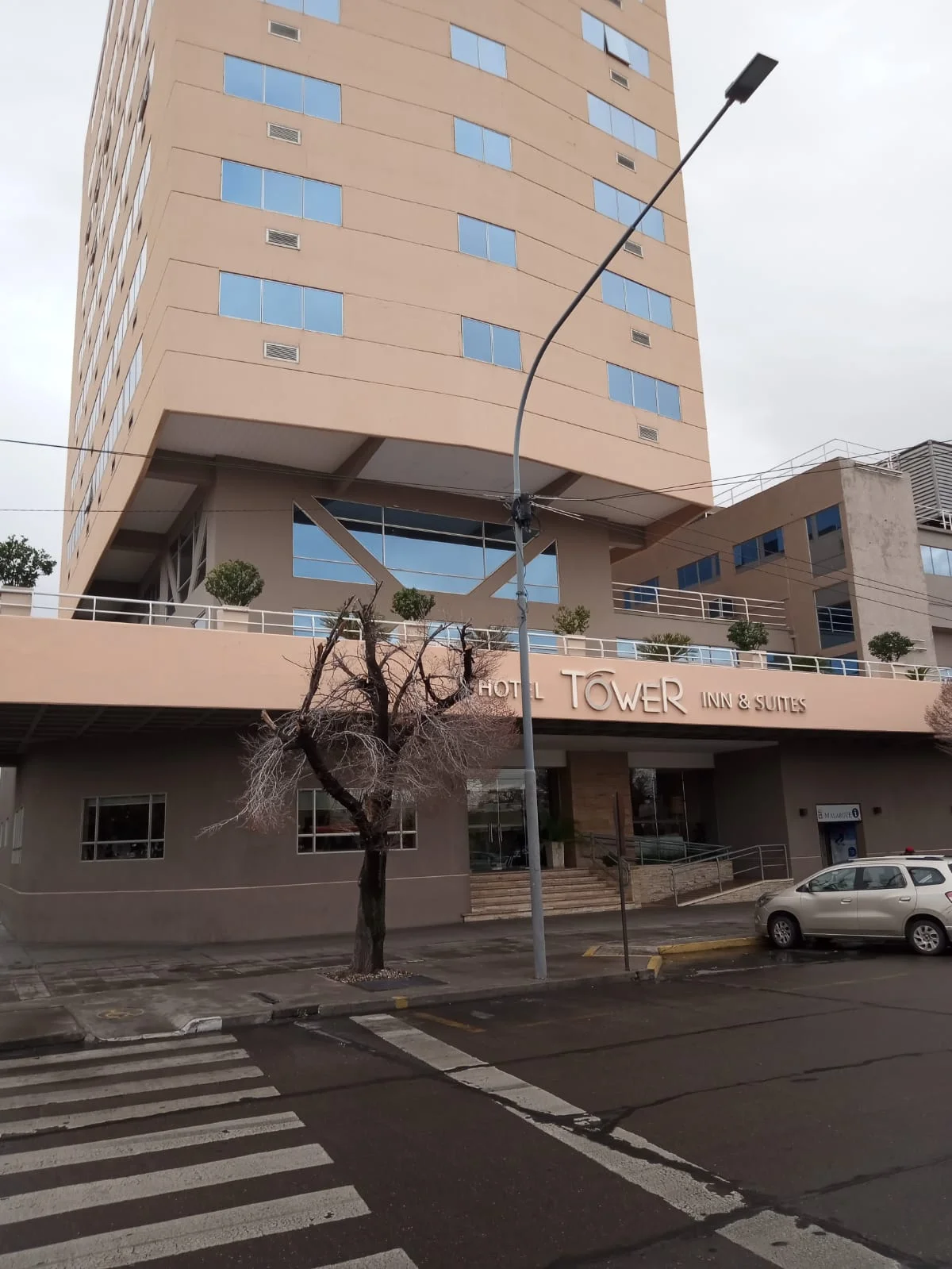 Hotel Tower Inn